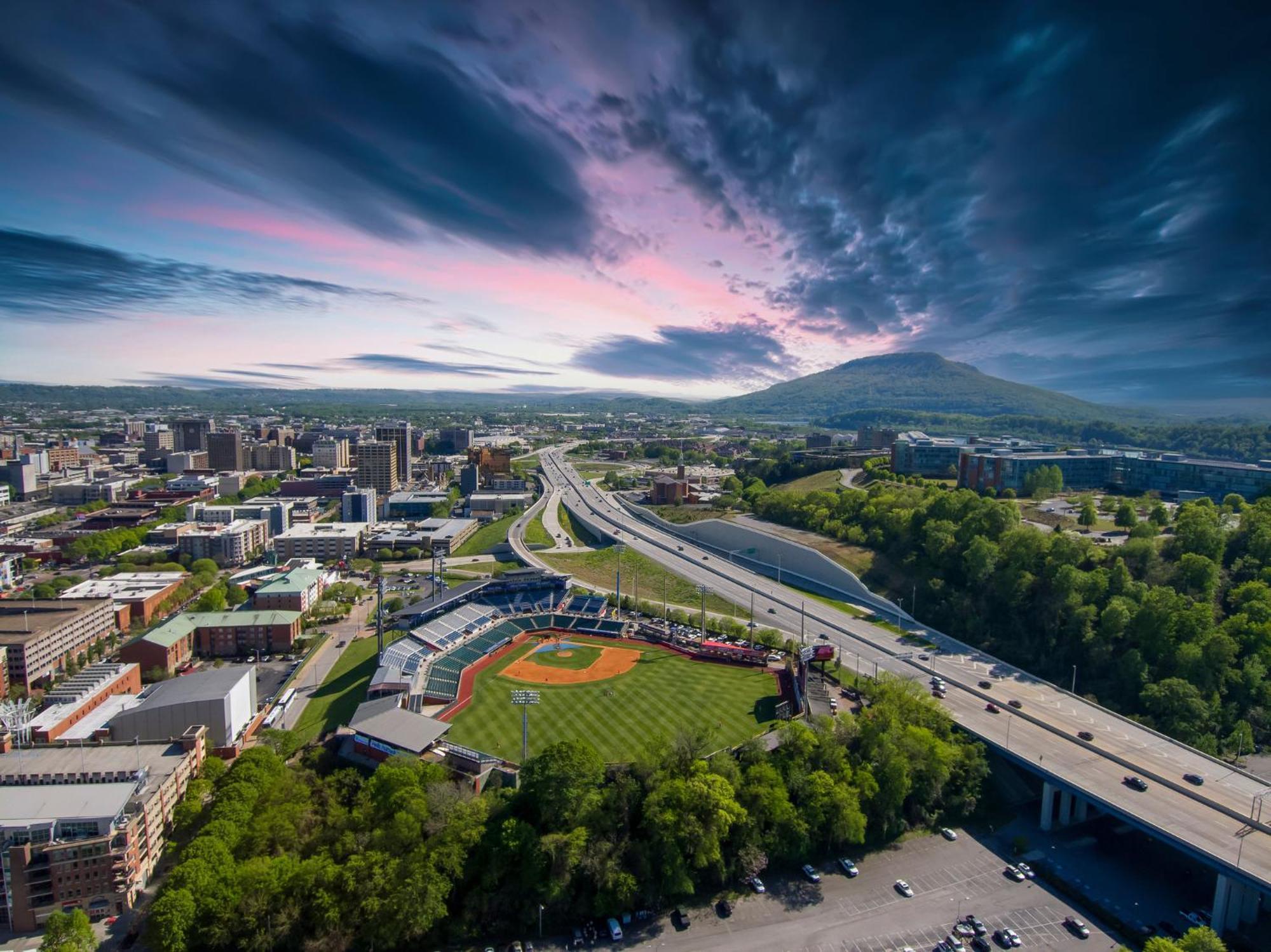 Holiday Inn Express Chattanooga - Hamilton Place Экстерьер фото