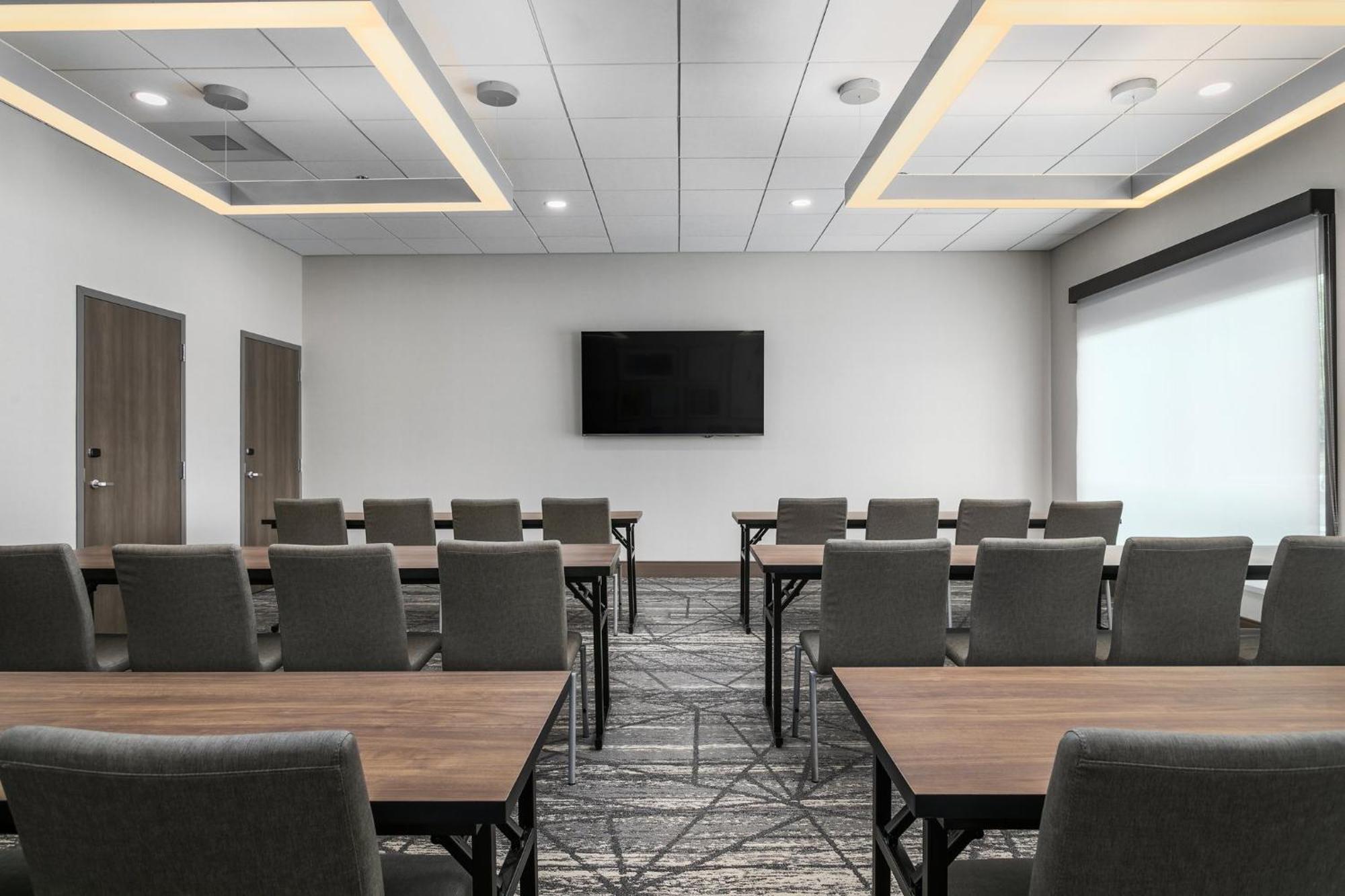 Holiday Inn Express Chattanooga - Hamilton Place Экстерьер фото