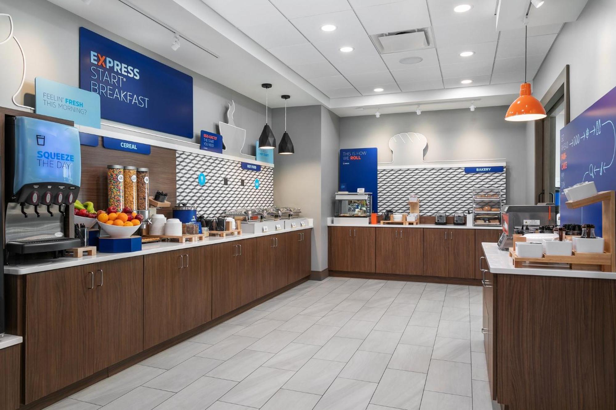 Holiday Inn Express Chattanooga - Hamilton Place Экстерьер фото
